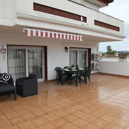Sant Mori Apartment